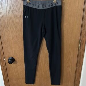 Under Armour Black Leggings Moisture-Wicking Athletic Wear